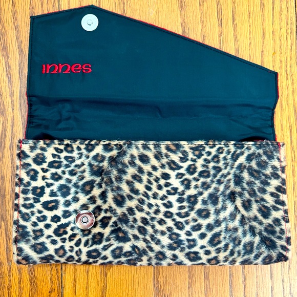 Innes Leopard Print Velvet Clutch - Picture 5 of 5